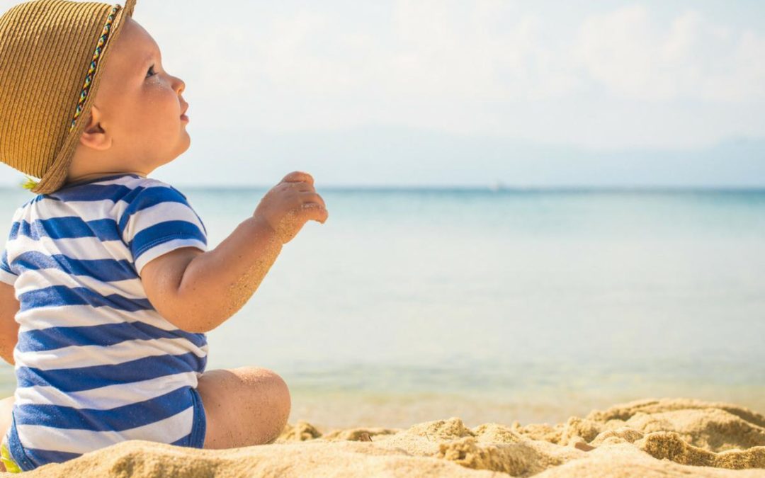 Come e perché proteggere la pelle dei bambini dal sole